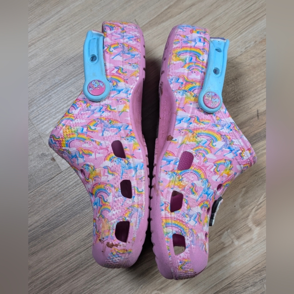 CROCS Lisa Frank Unicorn Classic Clogs Juniors Sz 4 - Picture 2 of 8